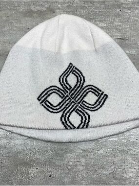 Lole Beanie Hat Womens OS White Grey Excellent Graphic Knit Viscose Blend